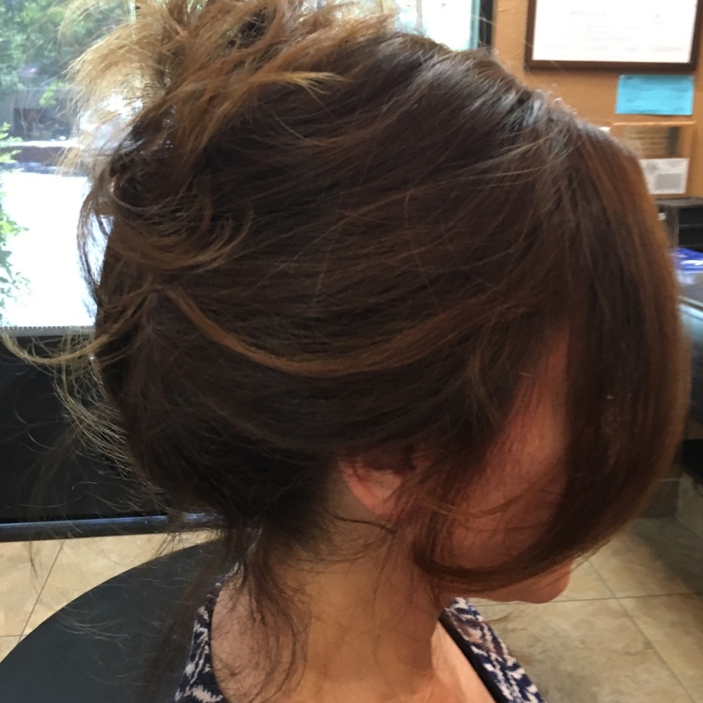 Meet your Posher, Nada